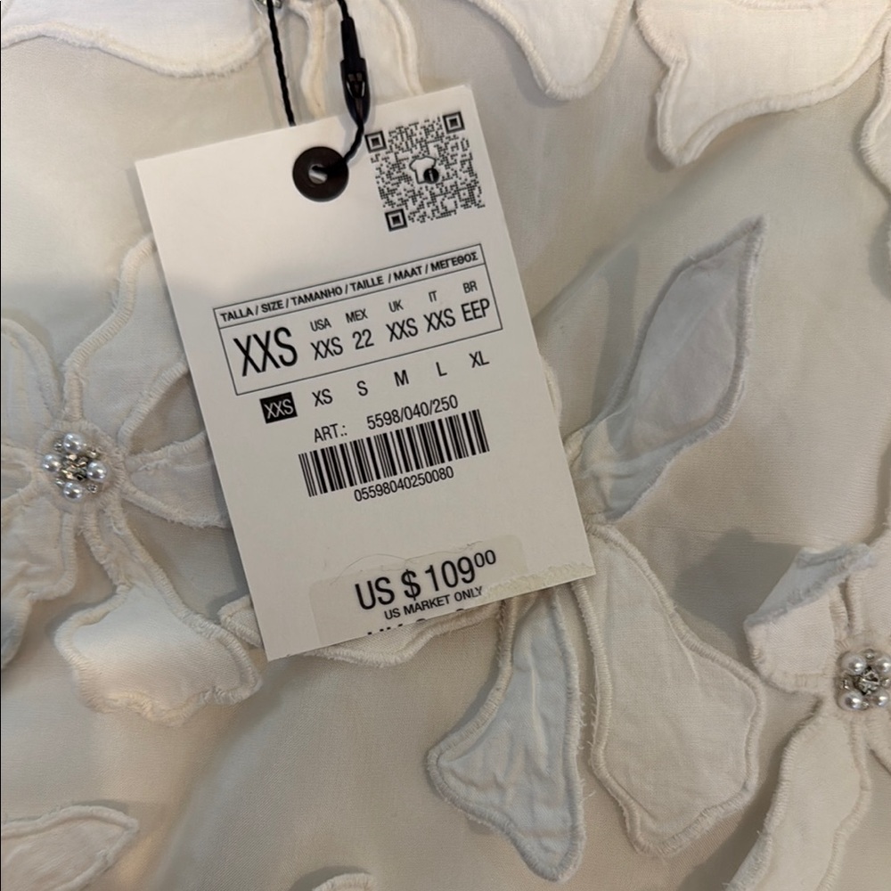Zara white flower skirt - Picture 4 of 5